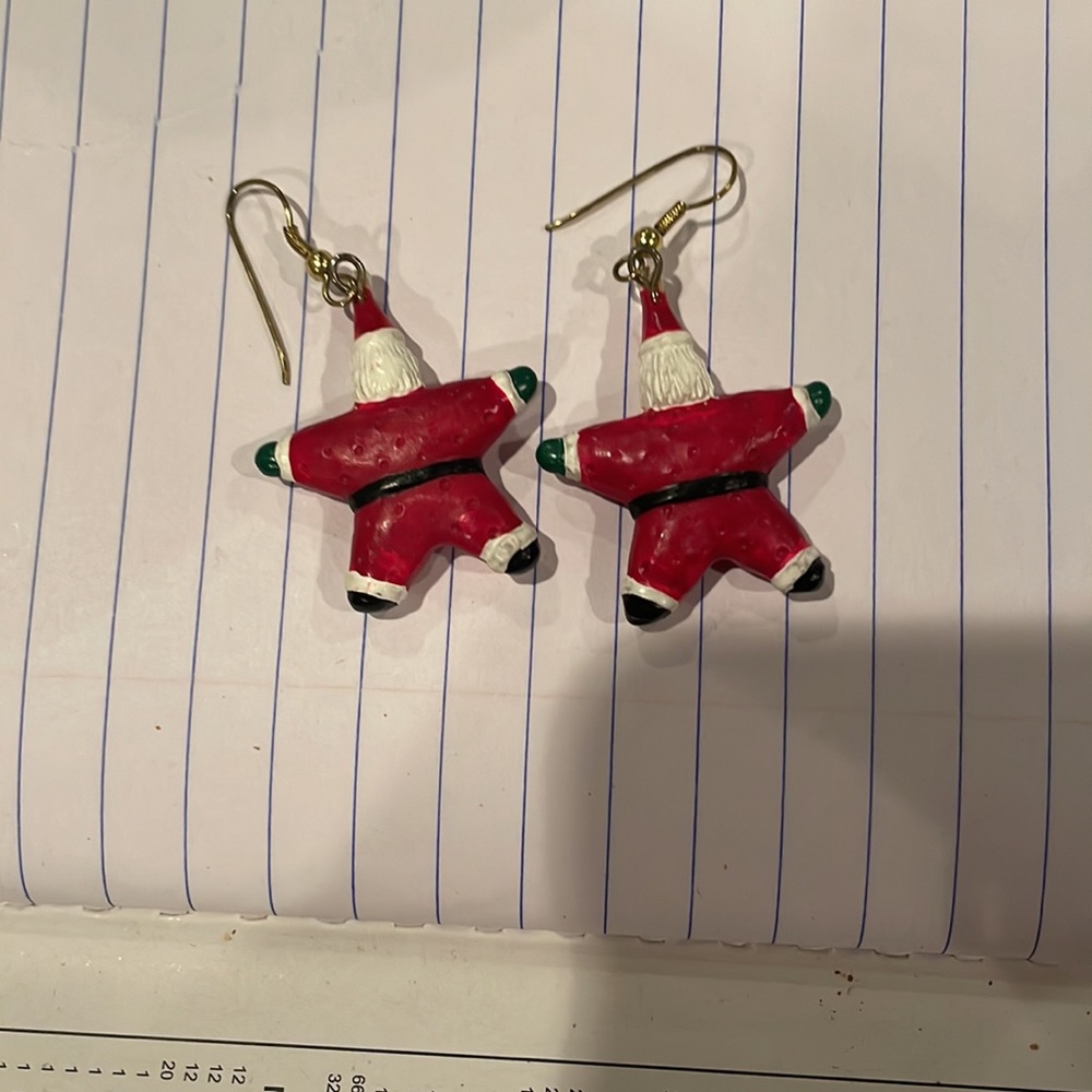 Santa Earrings! - Picture 3 of 3